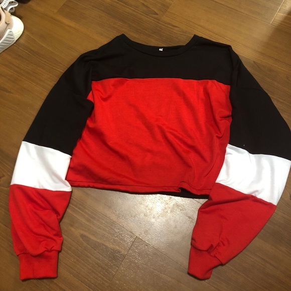 color blocked pull over - Picture 3 of 5